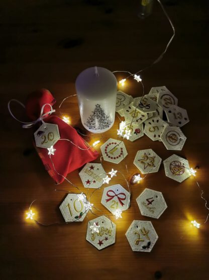 6-Eck Zahlenanhänger 1-25 für Adventskalender – Bild 5