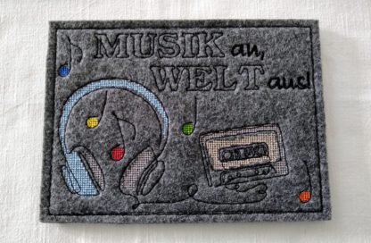 Spruch - MUSIK an, WELT aus (2 Versionen) – Bild 5