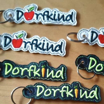 Anhänger "Dorf - Kind" mit Motiven
